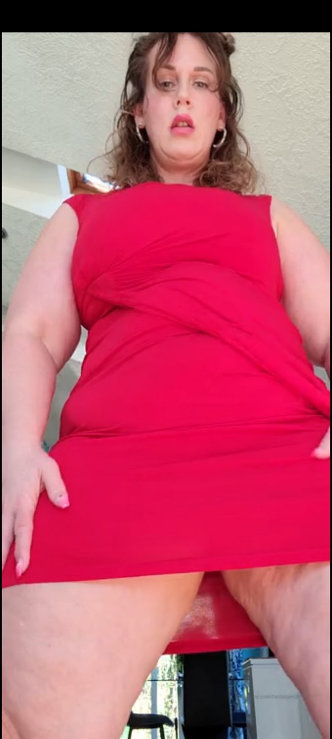 Ursula tv chubby Ass #8tmHG5Gs