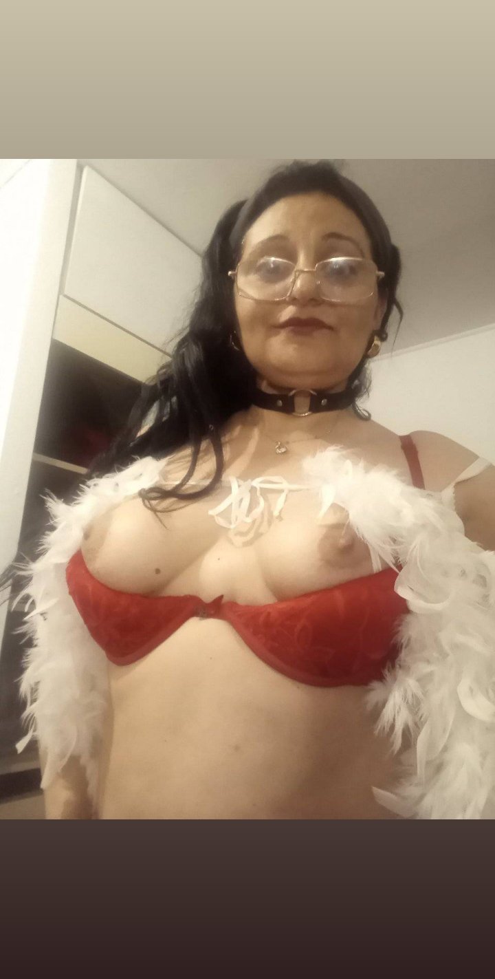 Maraca chilena, tengo el número pidanlo #W1MyM4hO