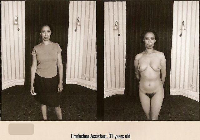 Naked in.......London, New York, Vegad #BofeL5Cy