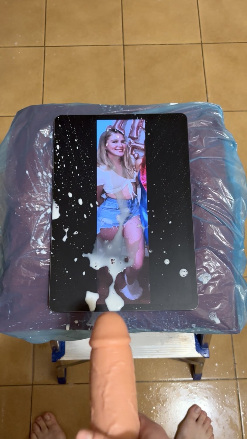 Sexy blonde cum splash (fake cock) (request) #oEhvwJgf