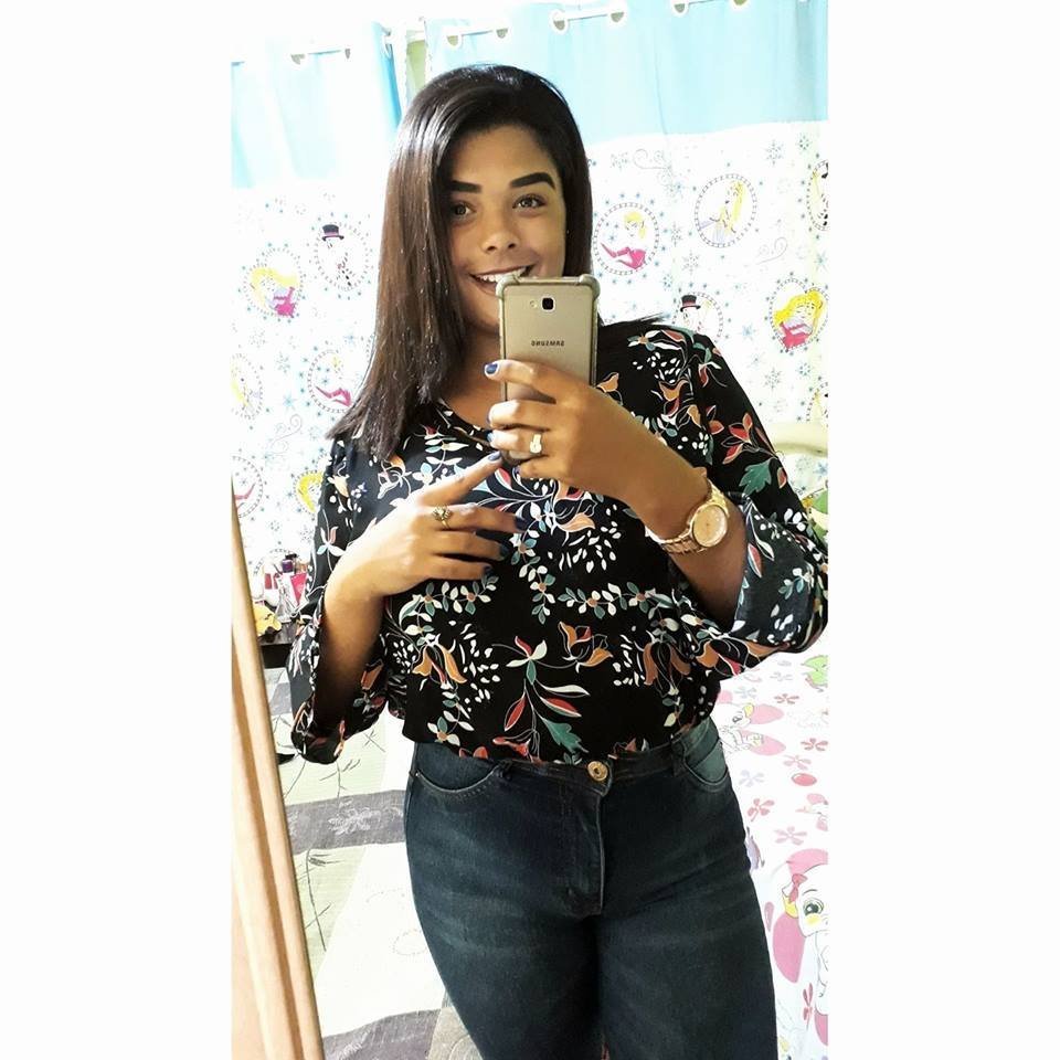 Pretinha peituda vazada #LabXElml